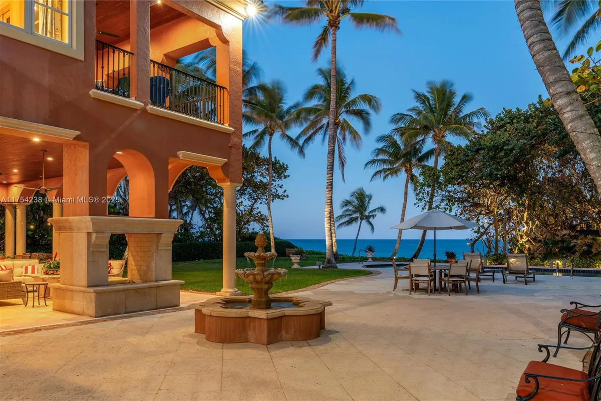 1091 Hillsboro Mile, Hillsboro Beach FL 33062