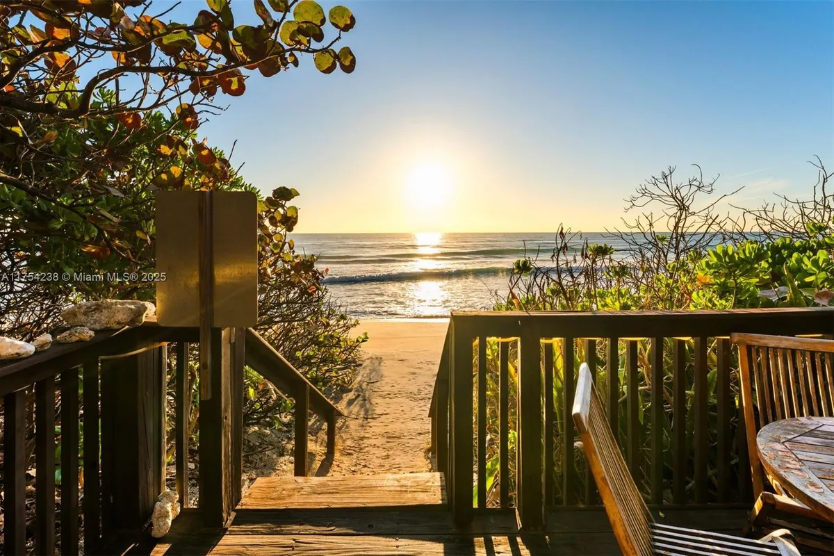 1091 Hillsboro Mile, Hillsboro Beach FL 33062