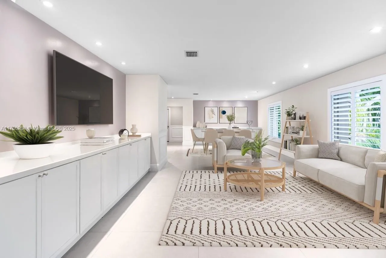 8513 SW 169 Ter, Palmetto Bay FL 33157