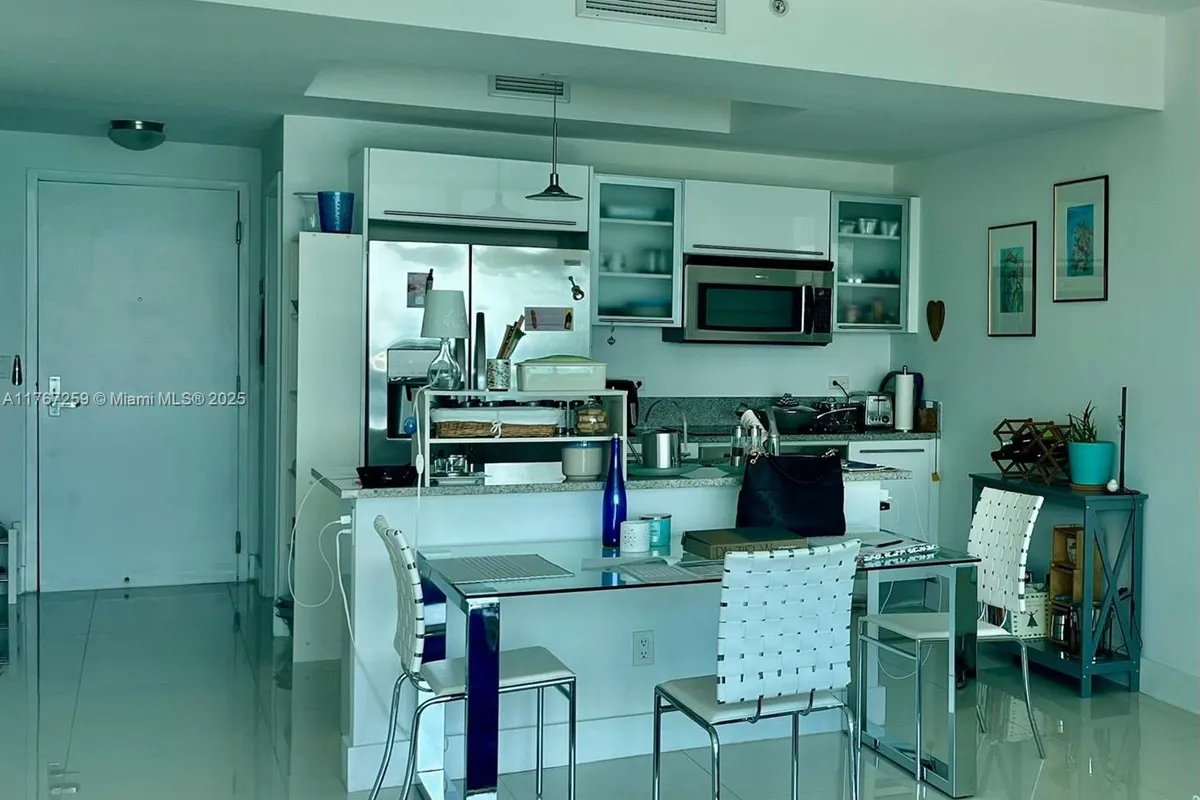 888 Biscayne Blvd # 4306, Miami FL 33132