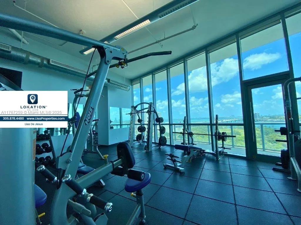 888 Biscayne Blvd # 4306, Miami FL 33132