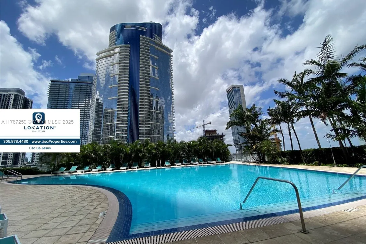 888 Biscayne Blvd # 4306, Miami FL 33132