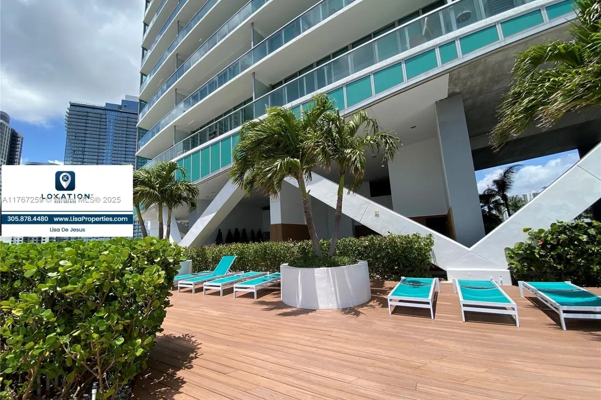 888 Biscayne Blvd # 4306, Miami FL 33132