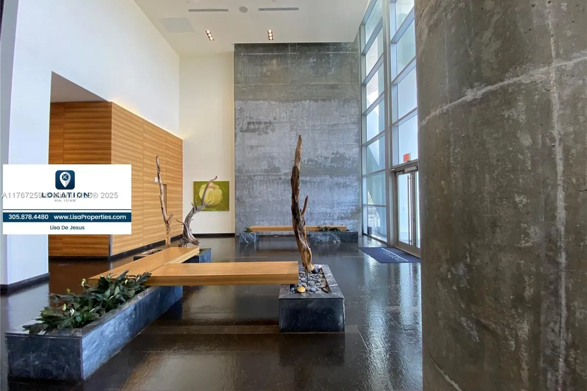 888 Biscayne Blvd # 4306, Miami FL 33132