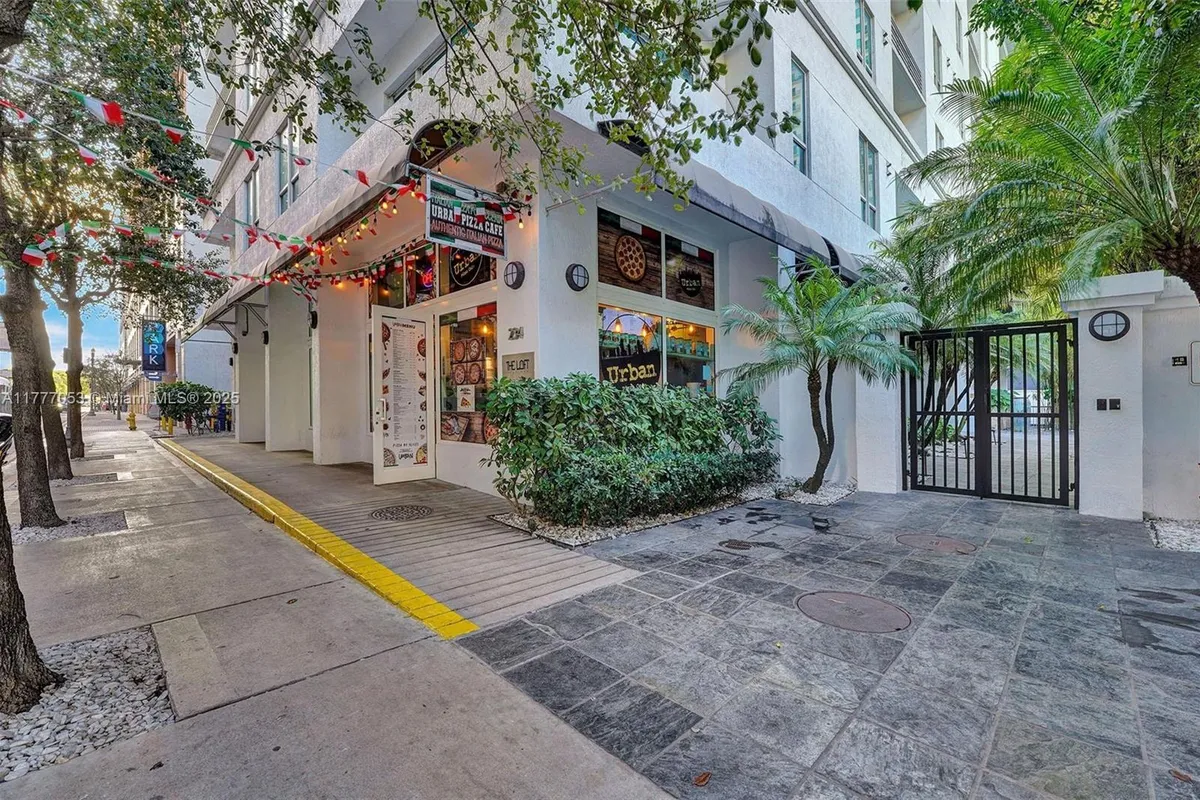 234 NE 3rd St # 2202, Miami FL 33132