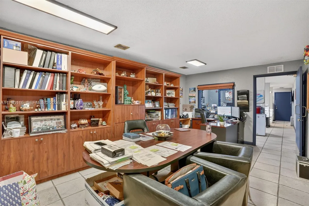 9180 NW 119th St # 10, Hialeah Gardens FL 33018