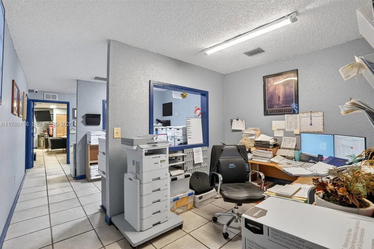 9180 NW 119th St # 10, Hialeah Gardens FL 33018