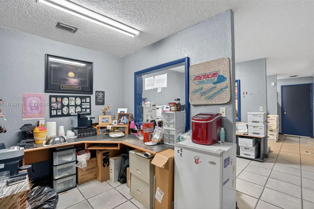 9180 NW 119th St # 10, Hialeah Gardens FL 33018