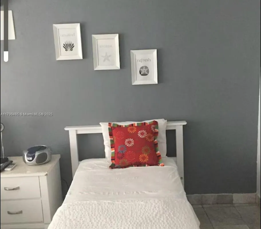 763 Pennsylvania Ave # 130, Miami Beach FL 33139