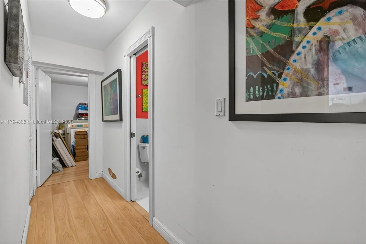 6700 SW 64th St, South Miami FL 33143