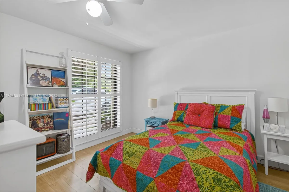 6700 SW 64th St, South Miami FL 33143