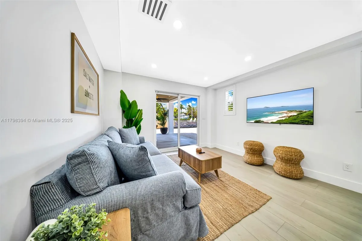 129 Nautilus Dr # 0, Islamorada FL 33036