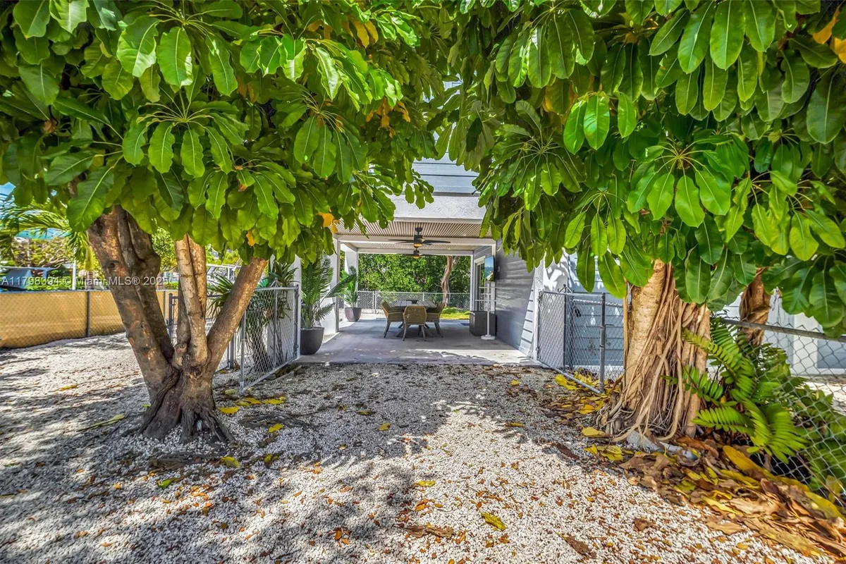 129 Nautilus Dr # 0, Islamorada FL 33036