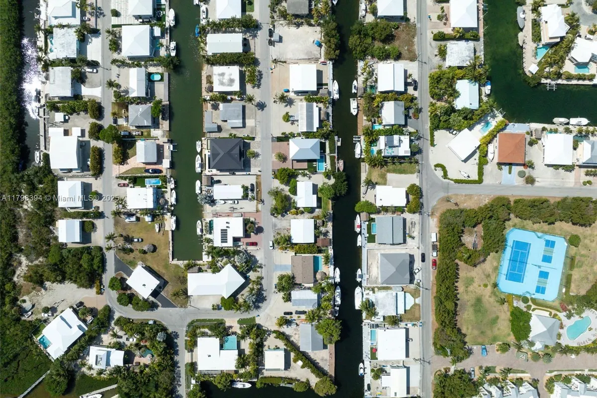 129 Nautilus Dr # 0, Islamorada FL 33036