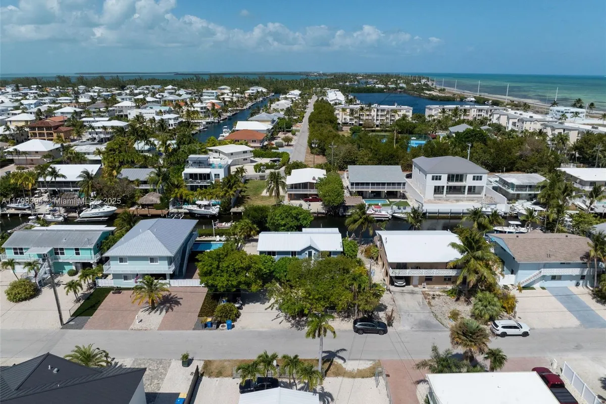 129 Nautilus Dr # 0, Islamorada FL 33036