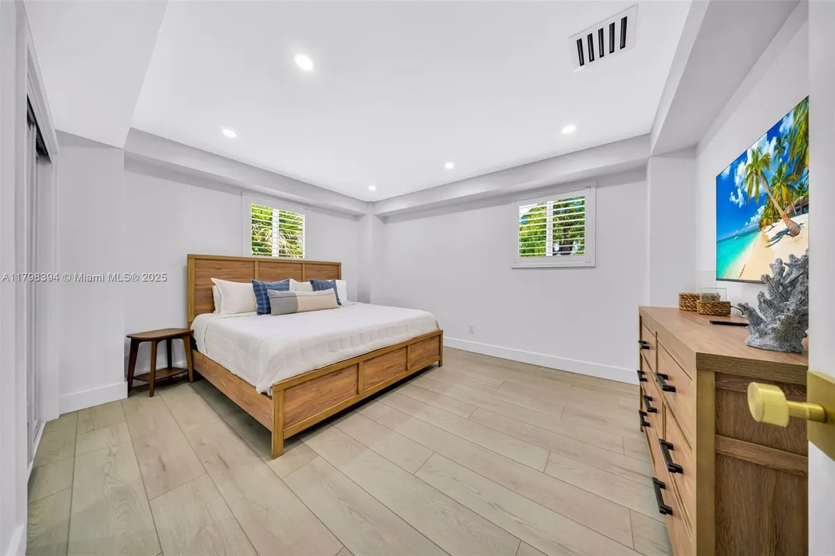 129 Nautilus Dr # 0, Islamorada FL 33036