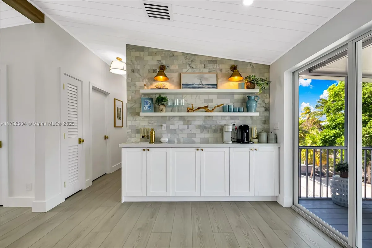 129 Nautilus Dr # 0, Islamorada FL 33036