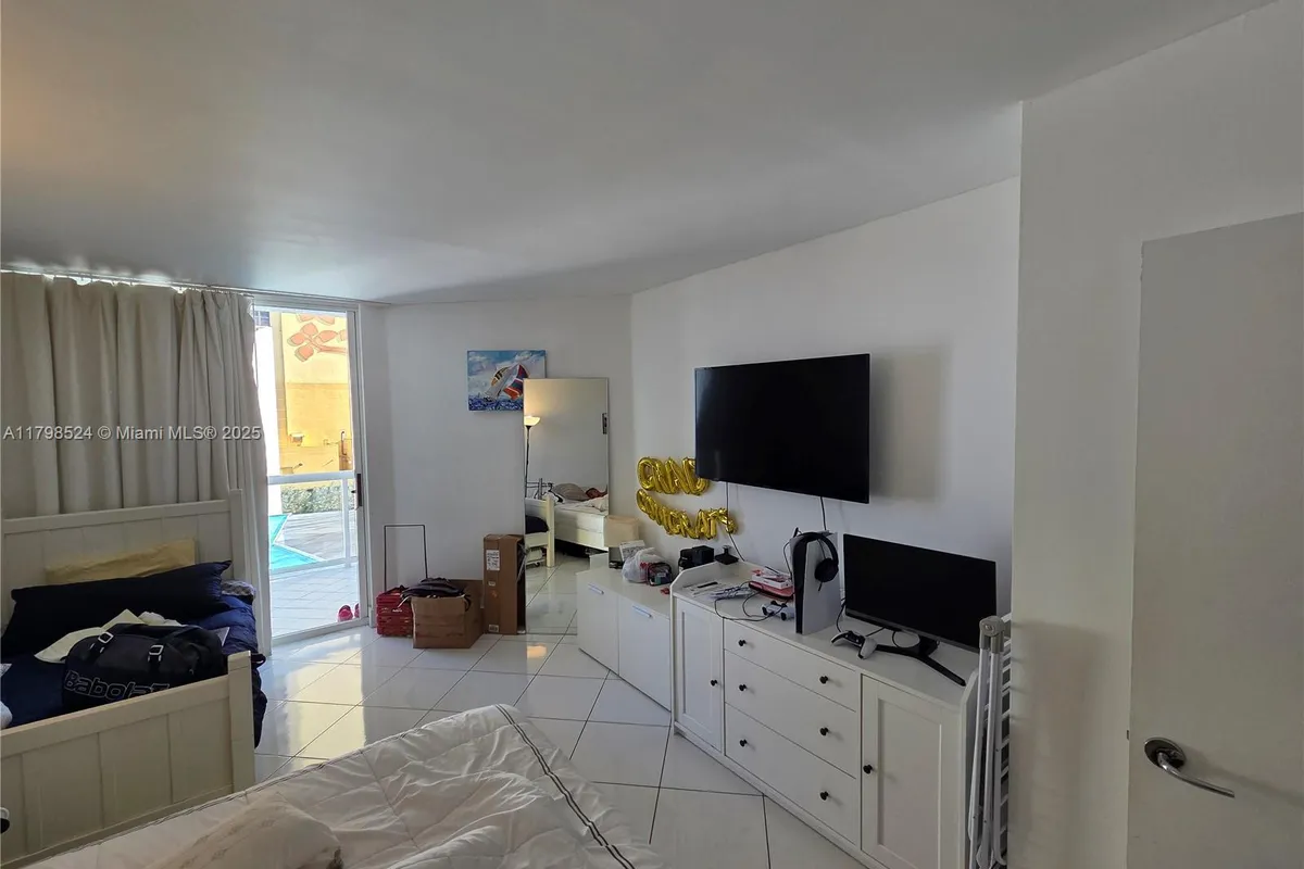 16425 Collins Ave # 312, Sunny Isles Beach FL 33160