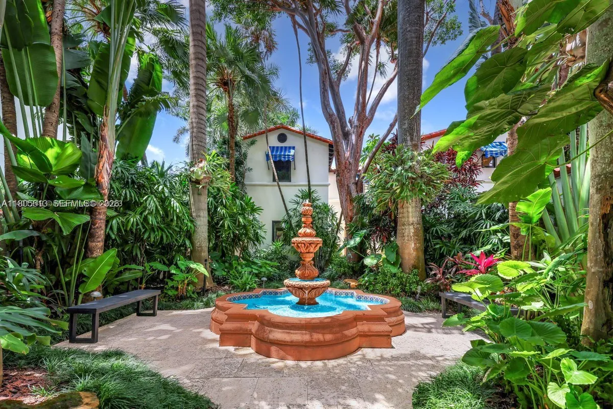 56 S Hibiscus Dr, Miami Beach FL 33139