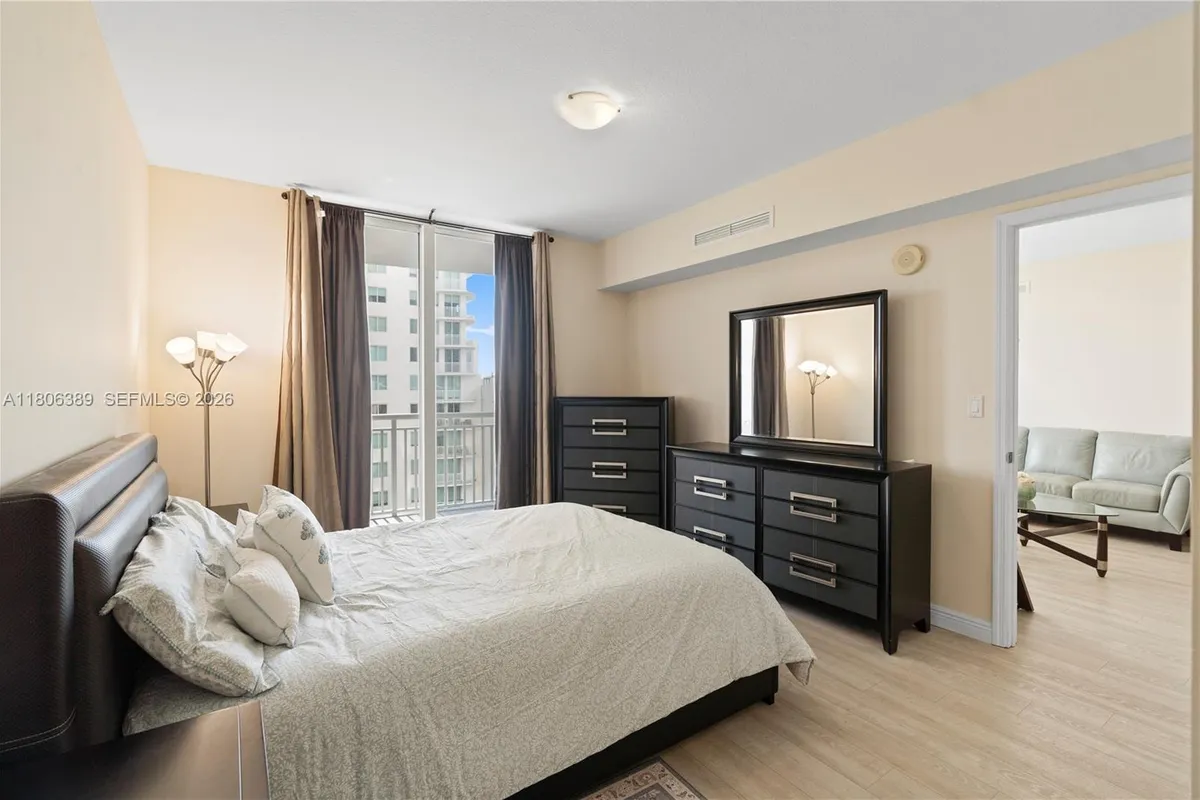 1745 E Hallandale Beach Blvd # 705W, Hallandale Beach FL 33009