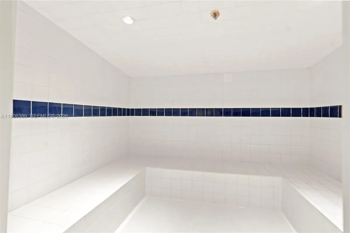 1745 E Hallandale Beach Blvd # 705W, Hallandale Beach FL 33009