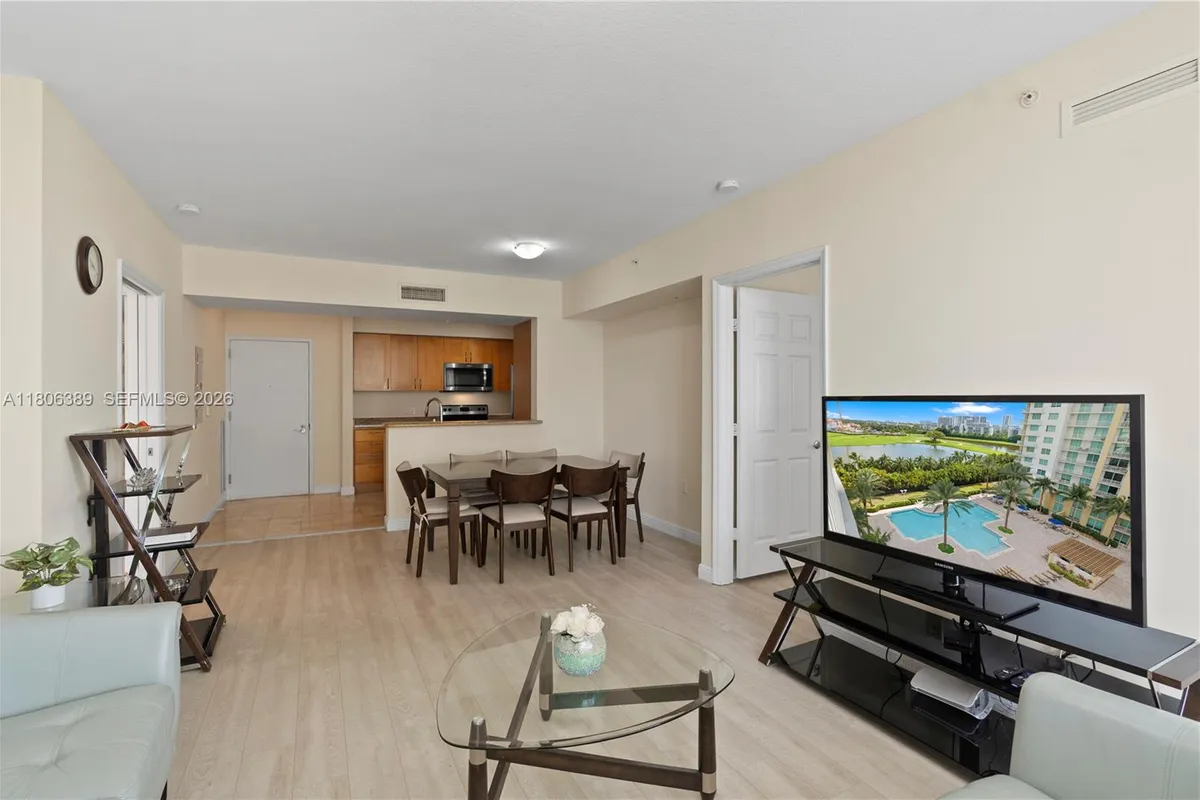 1745 E Hallandale Beach Blvd # 705W, Hallandale Beach FL 33009