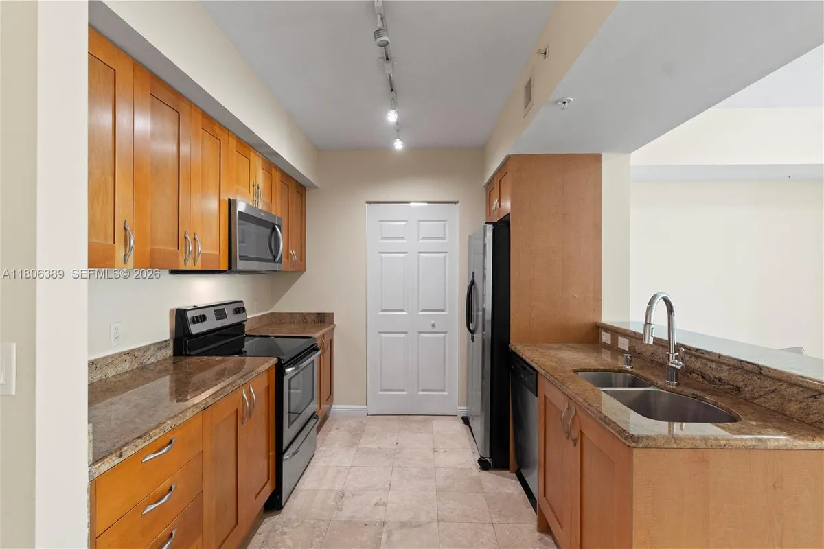 1745 E Hallandale Beach Blvd # 705W, Hallandale Beach FL 33009