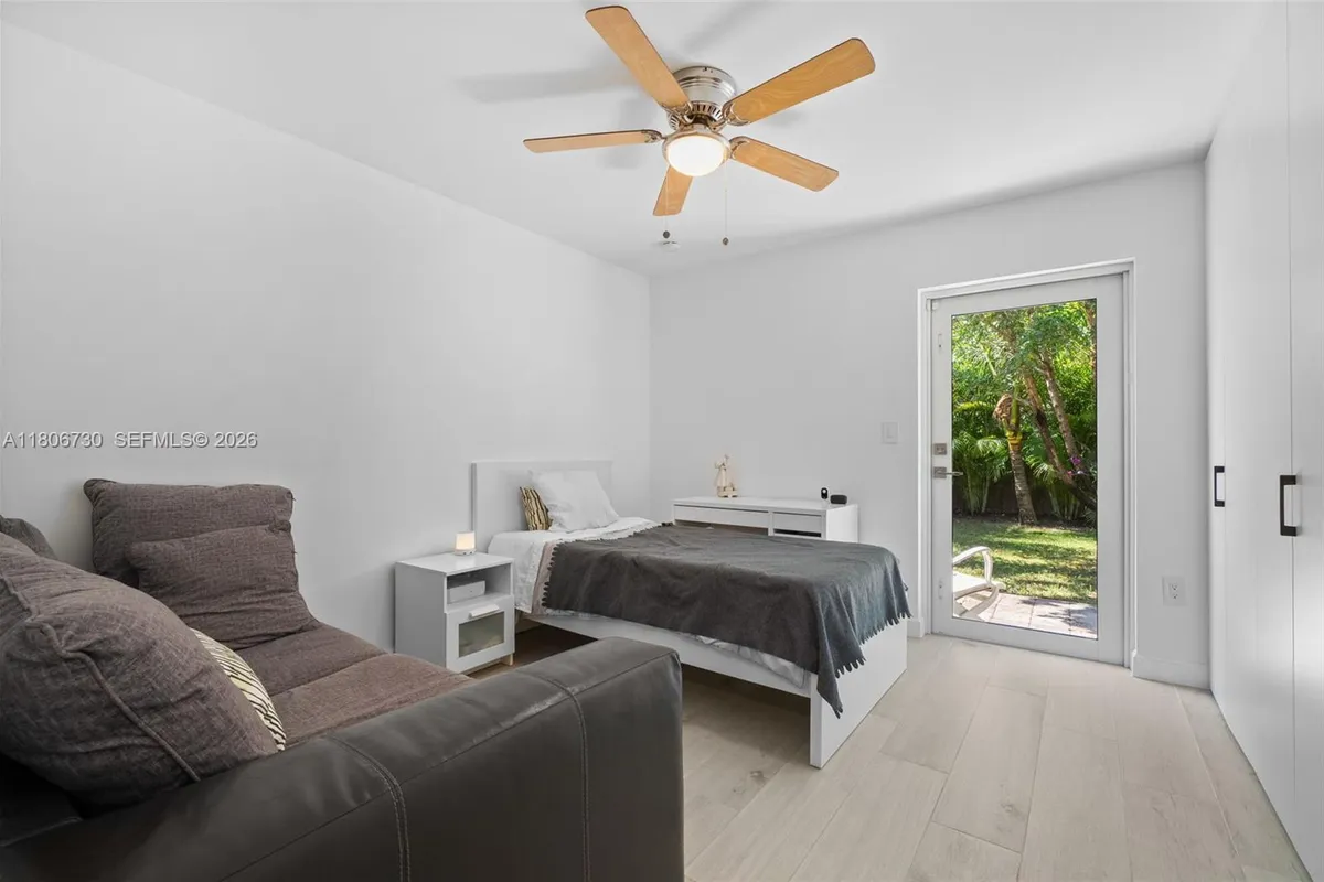 5943 SW 62nd St, South Miami FL 33143