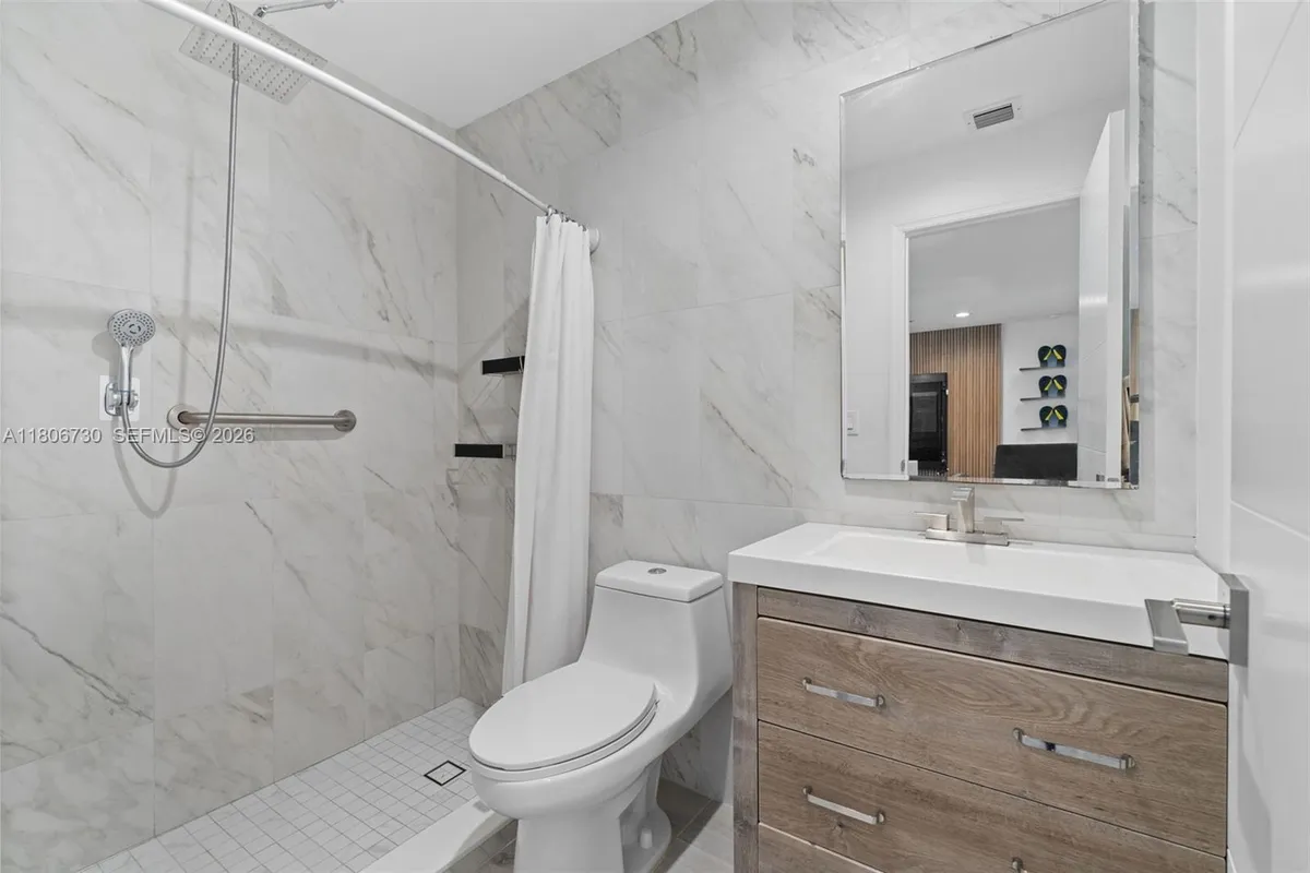 5943 SW 62nd St, South Miami FL 33143