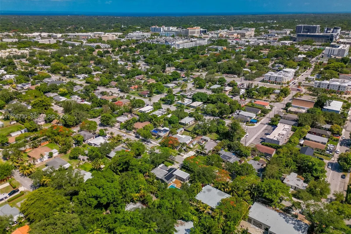 5943 SW 62nd St, South Miami FL 33143