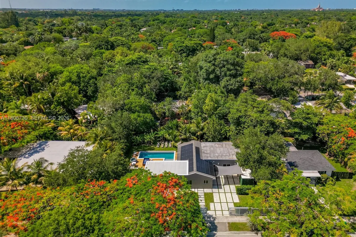 5943 SW 62nd St, South Miami FL 33143