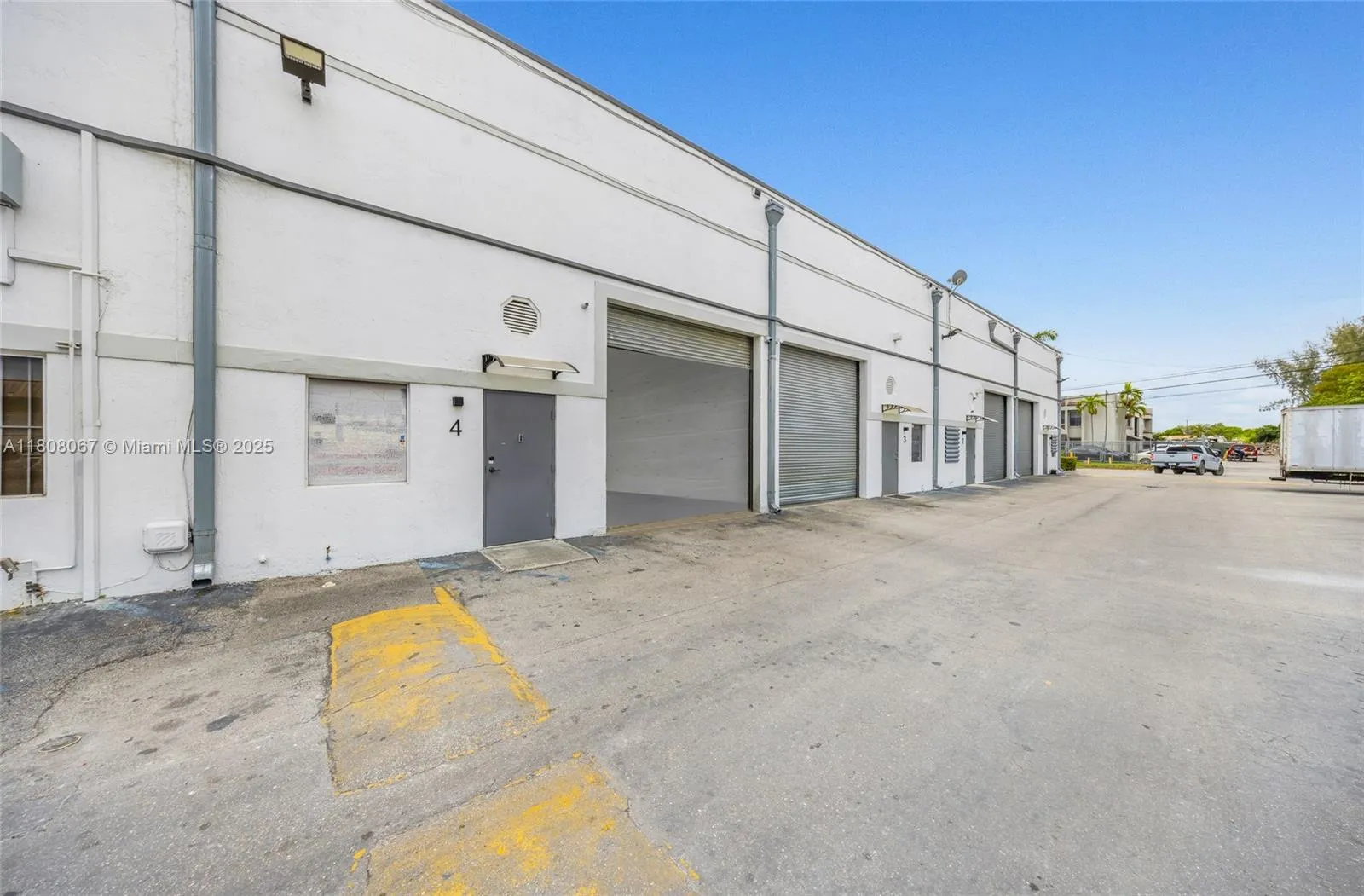 for sale at 12101 NW 98th Ave, Hialeah Gardens FL 33018