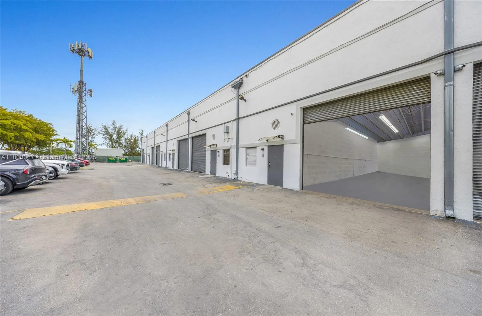 12101 NW 98th Ave, Hialeah Gardens FL 33018