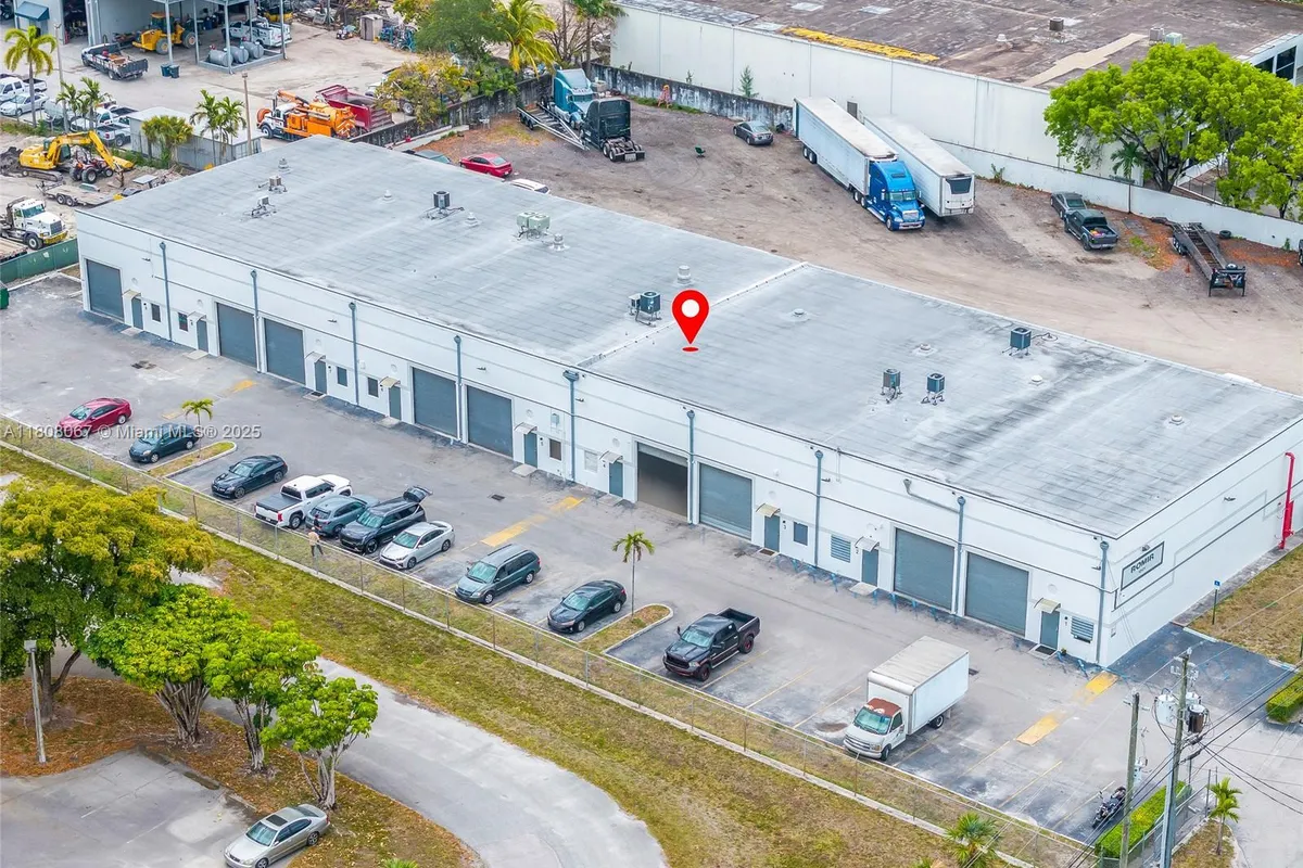 12101 NW 98th Ave, Hialeah Gardens FL 33018