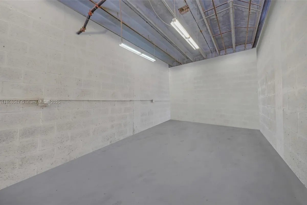 12101 NW 98th Ave, Hialeah Gardens FL 33018