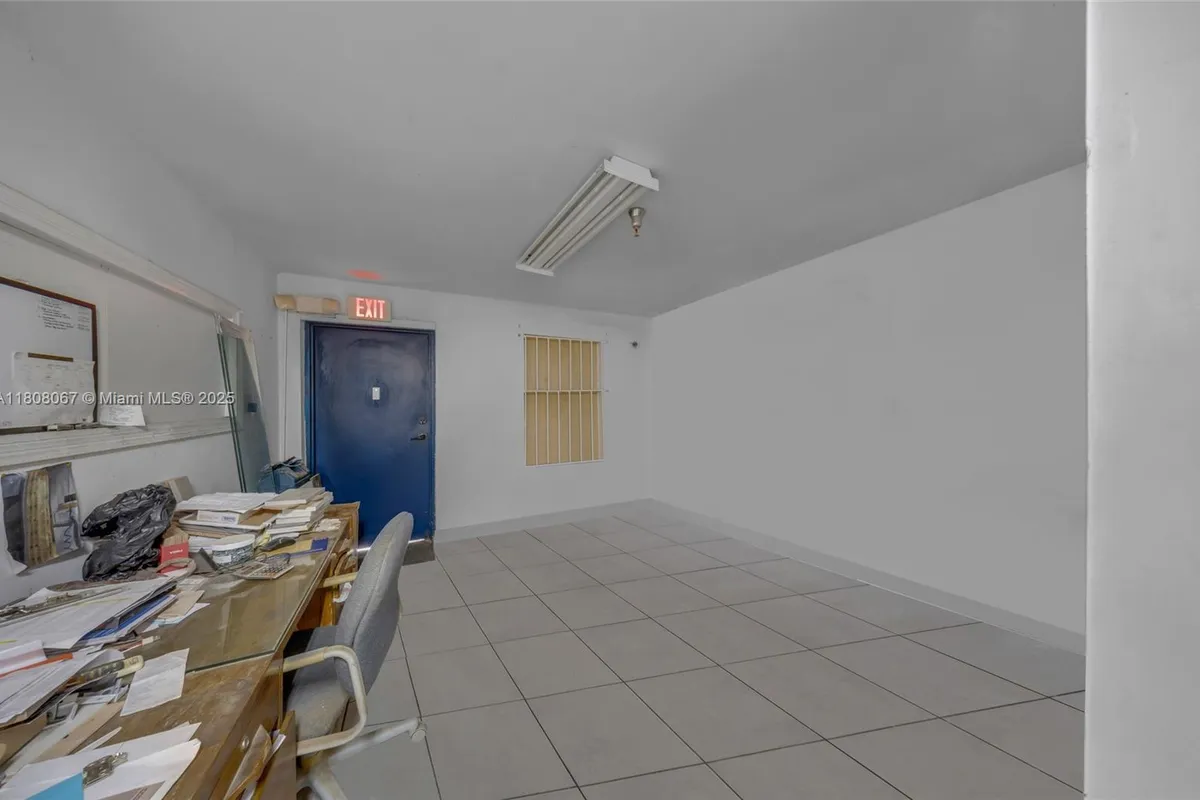 12101 NW 98th Ave, Hialeah Gardens FL 33018