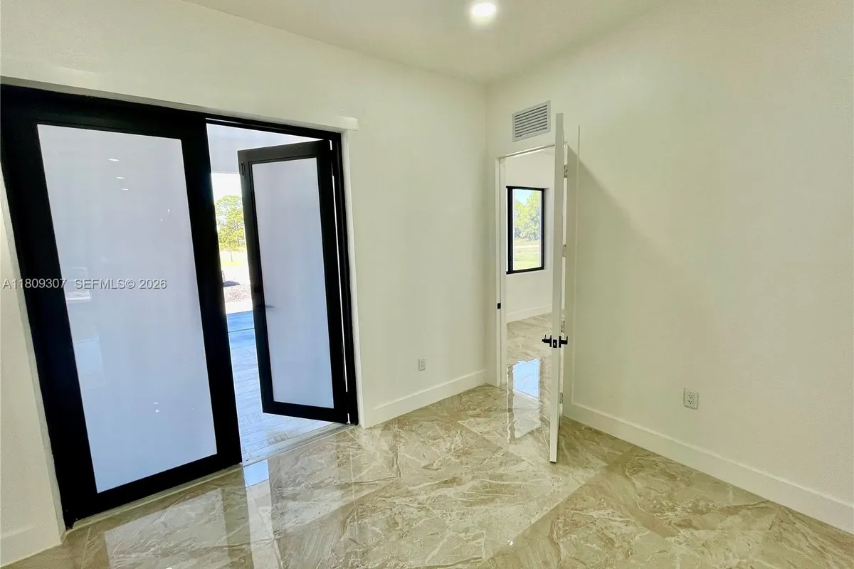 435 N Quebrada St, Clewiston FL 33440