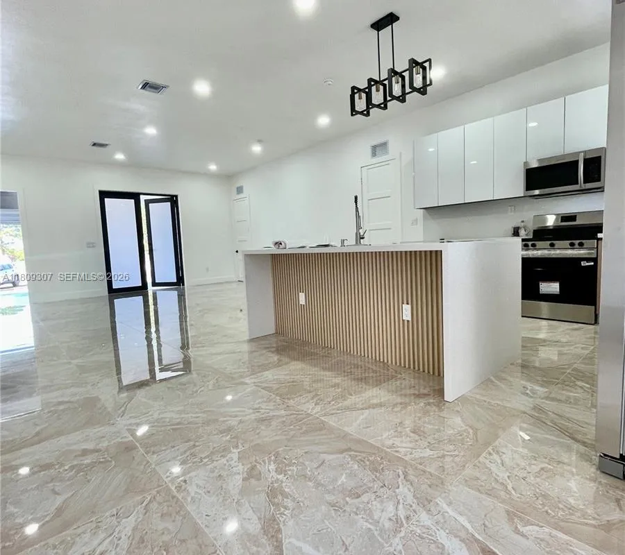 435 N Quebrada St, Clewiston FL 33440