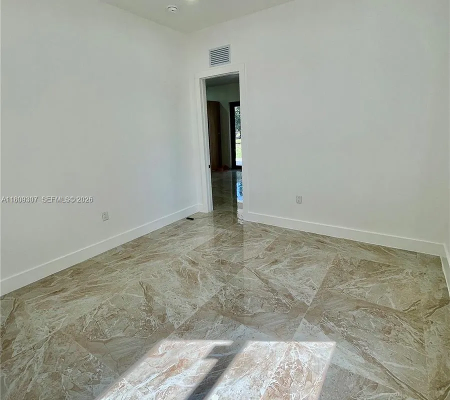 435 N Quebrada St, Clewiston FL 33440