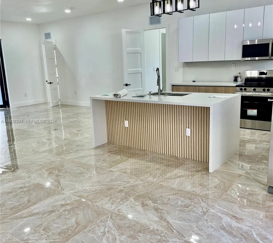 435 N Quebrada St, Clewiston FL 33440