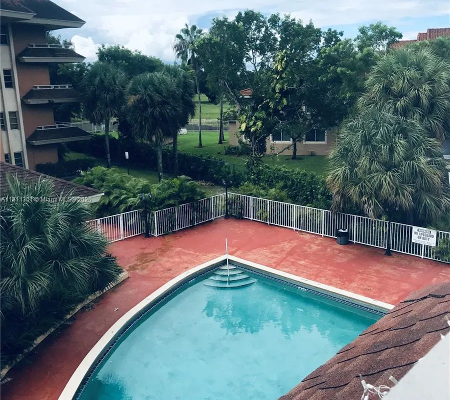 17600 NW 68th Ave # B3006, Hialeah FL 33015