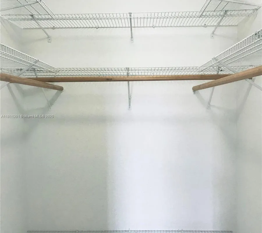 17600 NW 68th Ave # B3006, Hialeah FL 33015