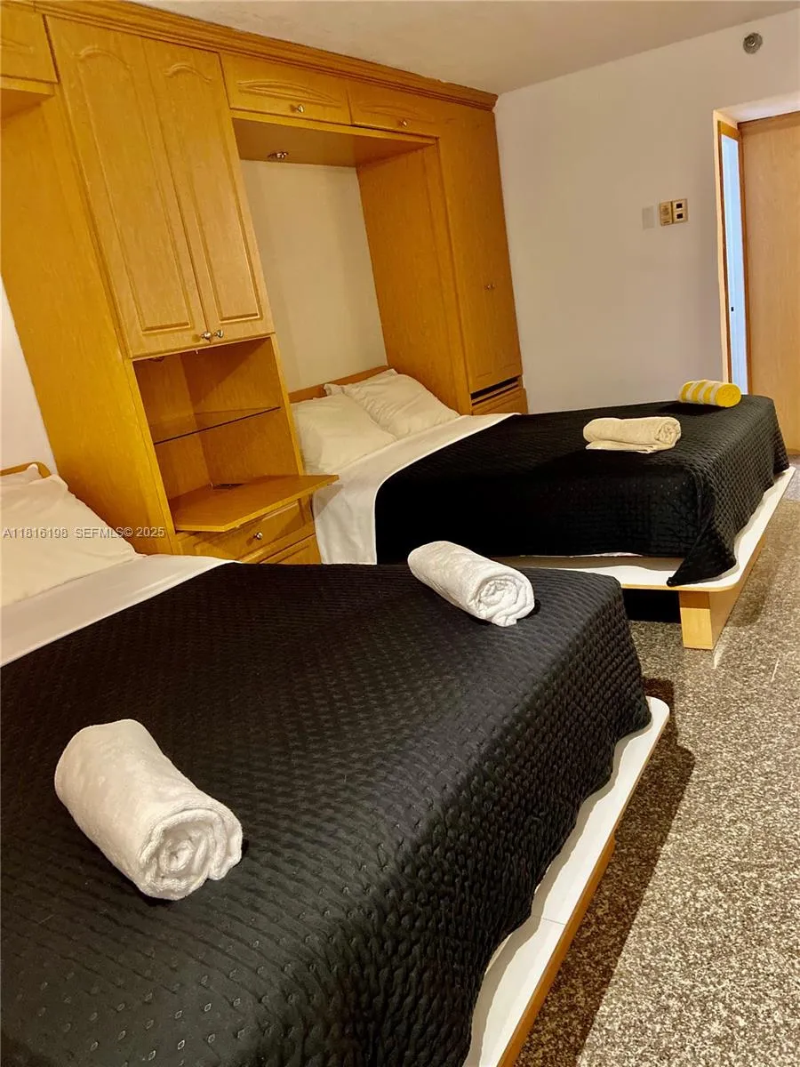 19201 Collins Ave # 441, Sunny Isles Beach FL 33160