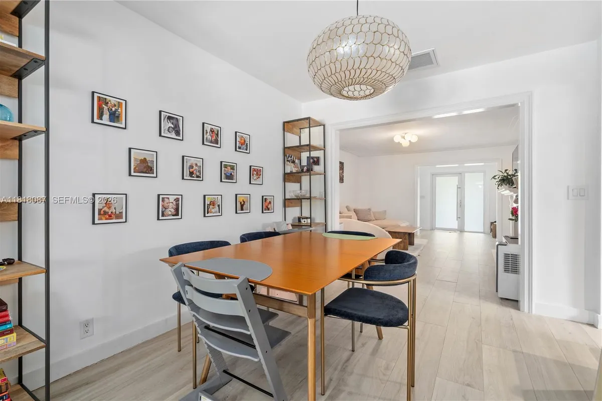 719 W 51st St, Miami Beach FL 33140