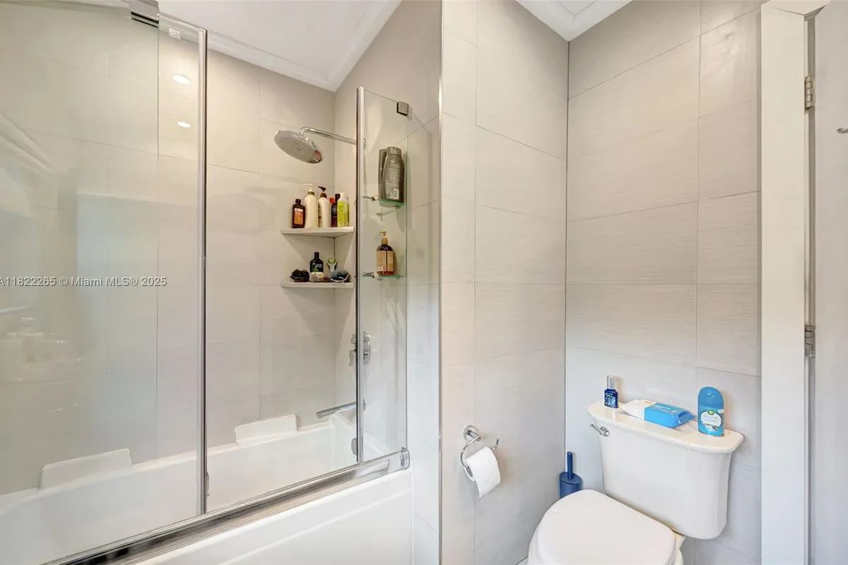 11230 SW 69th Ct, Pinecrest FL 33156