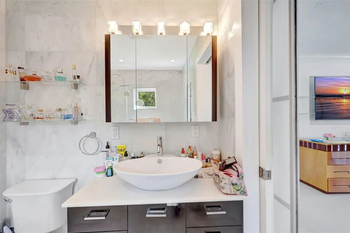 11230 SW 69th Ct, Pinecrest FL 33156