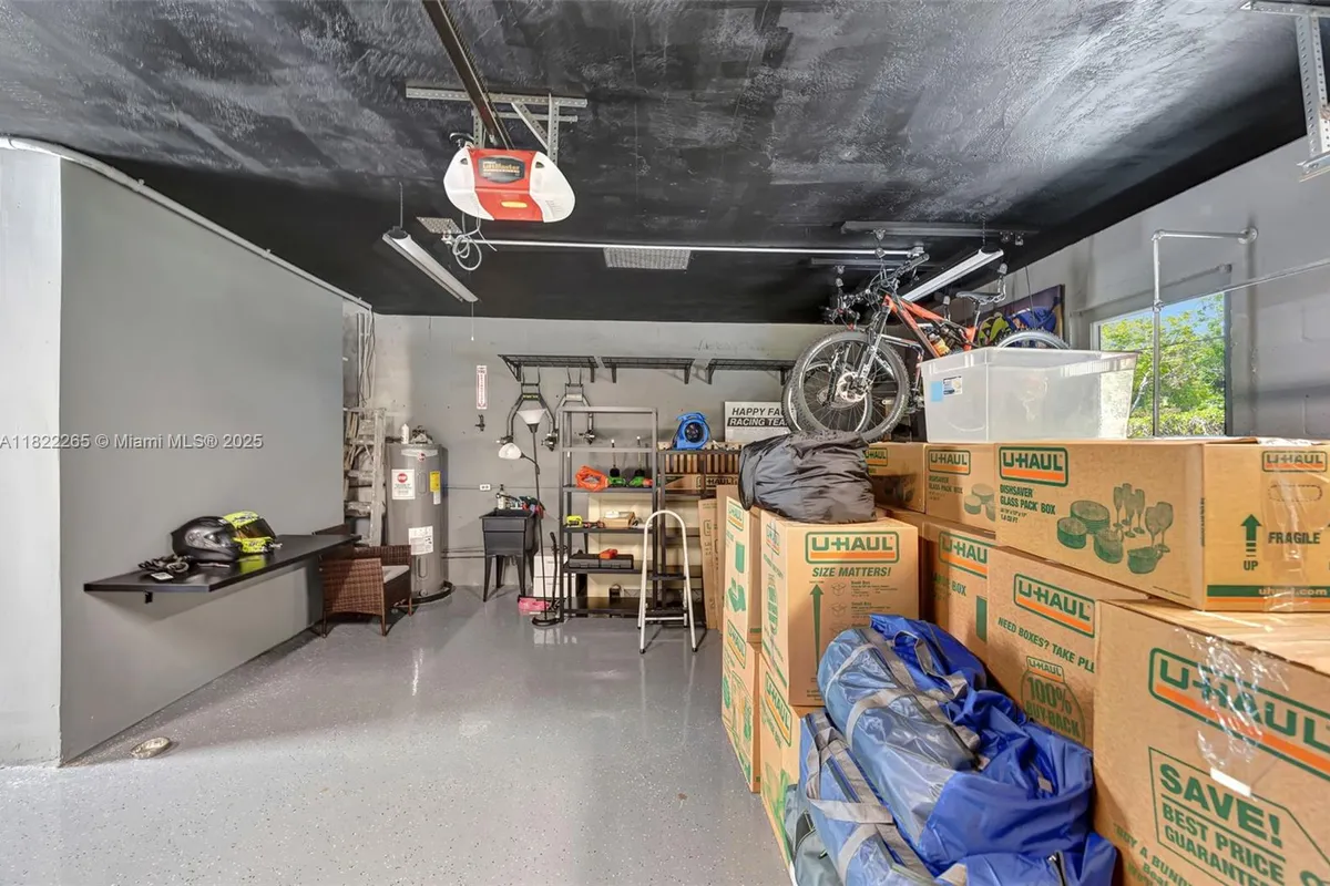 11230 SW 69th Ct, Pinecrest FL 33156