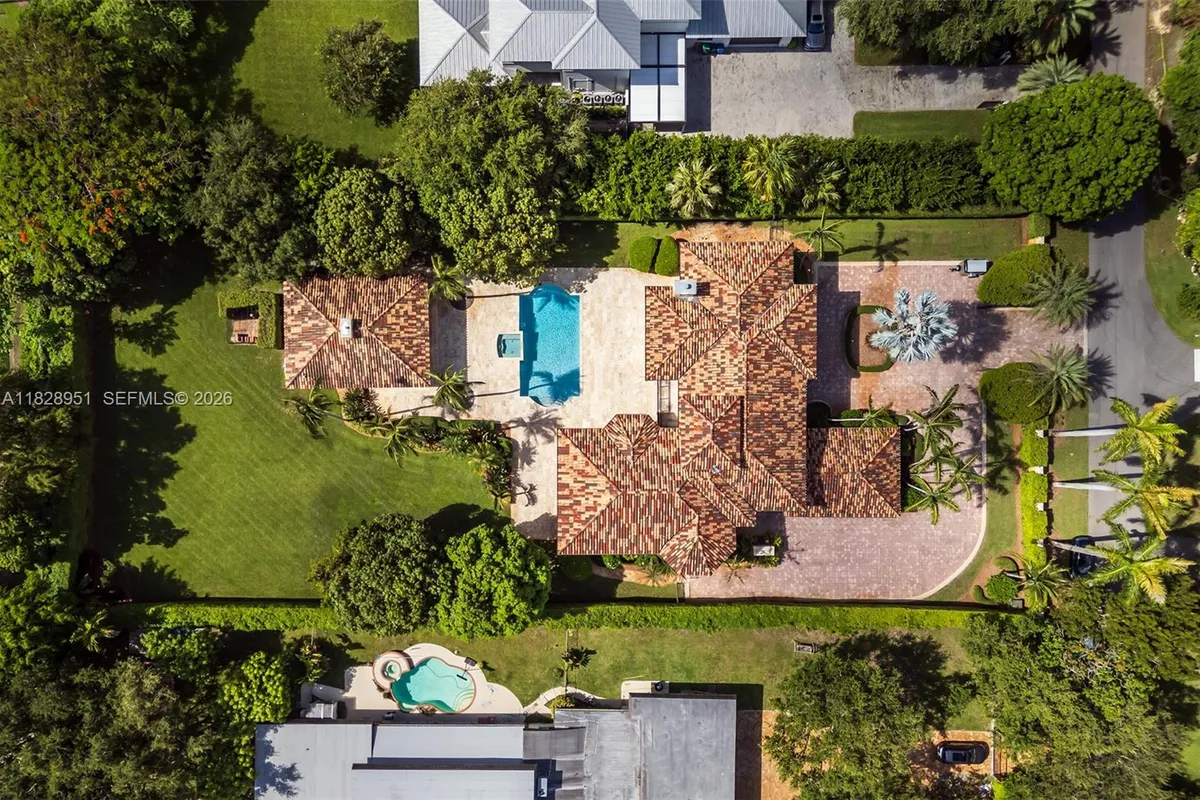 10851 SW 63rd Ave, Pinecrest FL 33156