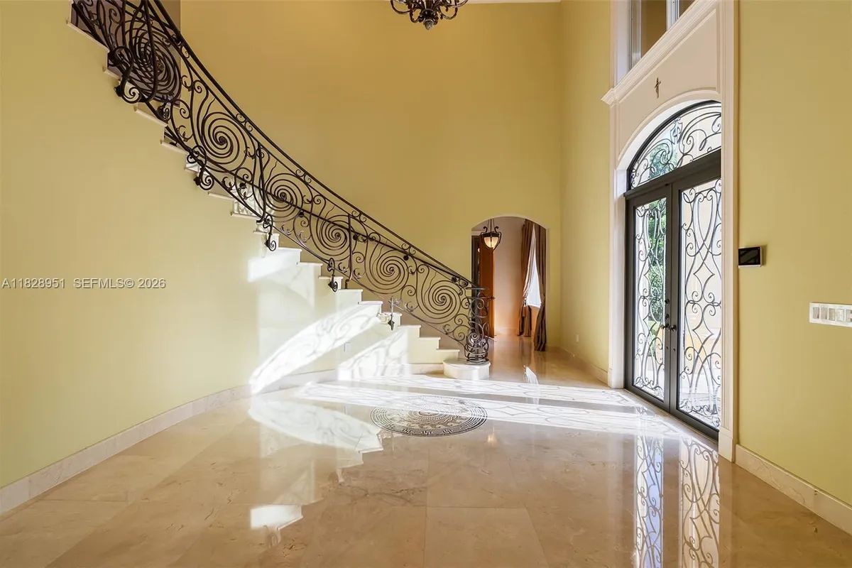 10851 SW 63rd Ave, Pinecrest FL 33156