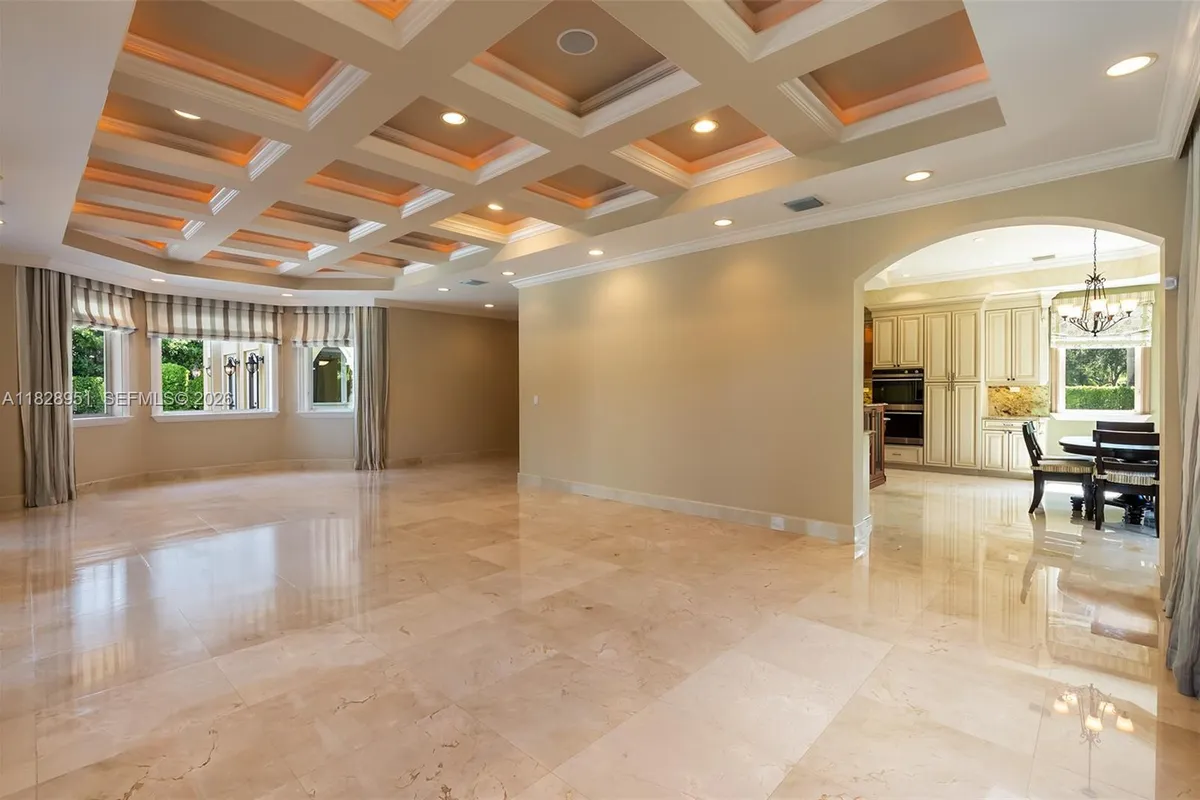 10851 SW 63rd Ave, Pinecrest FL 33156